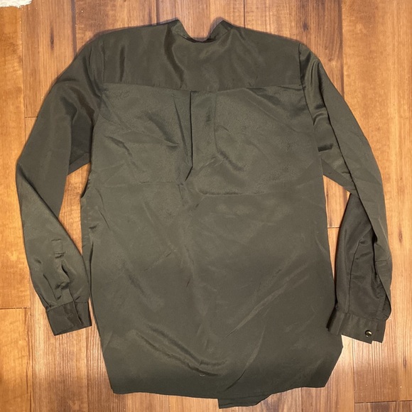 Michael Kors Button Down Olive Green - Picture 6 of 6